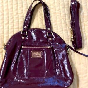 Coach Poppy purse, brown, outside zipper, inside zipper with two pockets